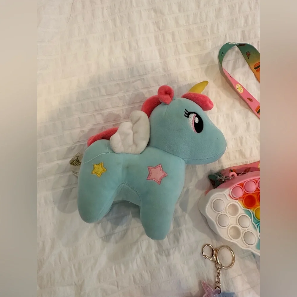 Bundle of rainbow bag unicorn plushy and unicorn keychain